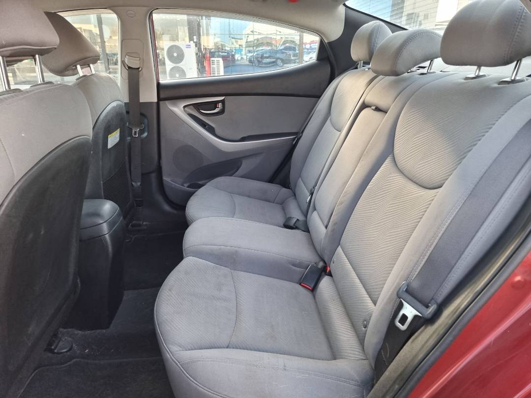 2013 HYUNDAI ELANTRA — 204458 KM — Lot 80296194 — Ind. 12 - Marhaba Auctions Used Cars - Image 6