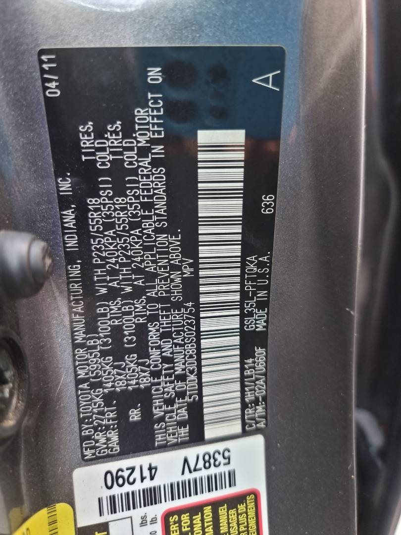 2011 TOYOTA SIENNA — 228035 Miles — Lot 2134587 — Ind. 12 - Marhaba Auctions Used Cars - Image 10