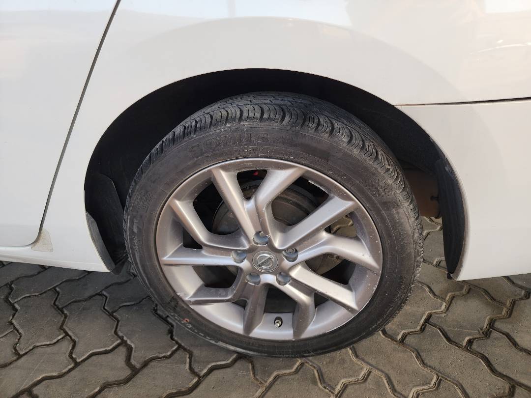 2014 NISSAN SENTRA — 124669 Miles — Lot 39883014 — Souq - Marhaba Auctions Used Cars - Image 7