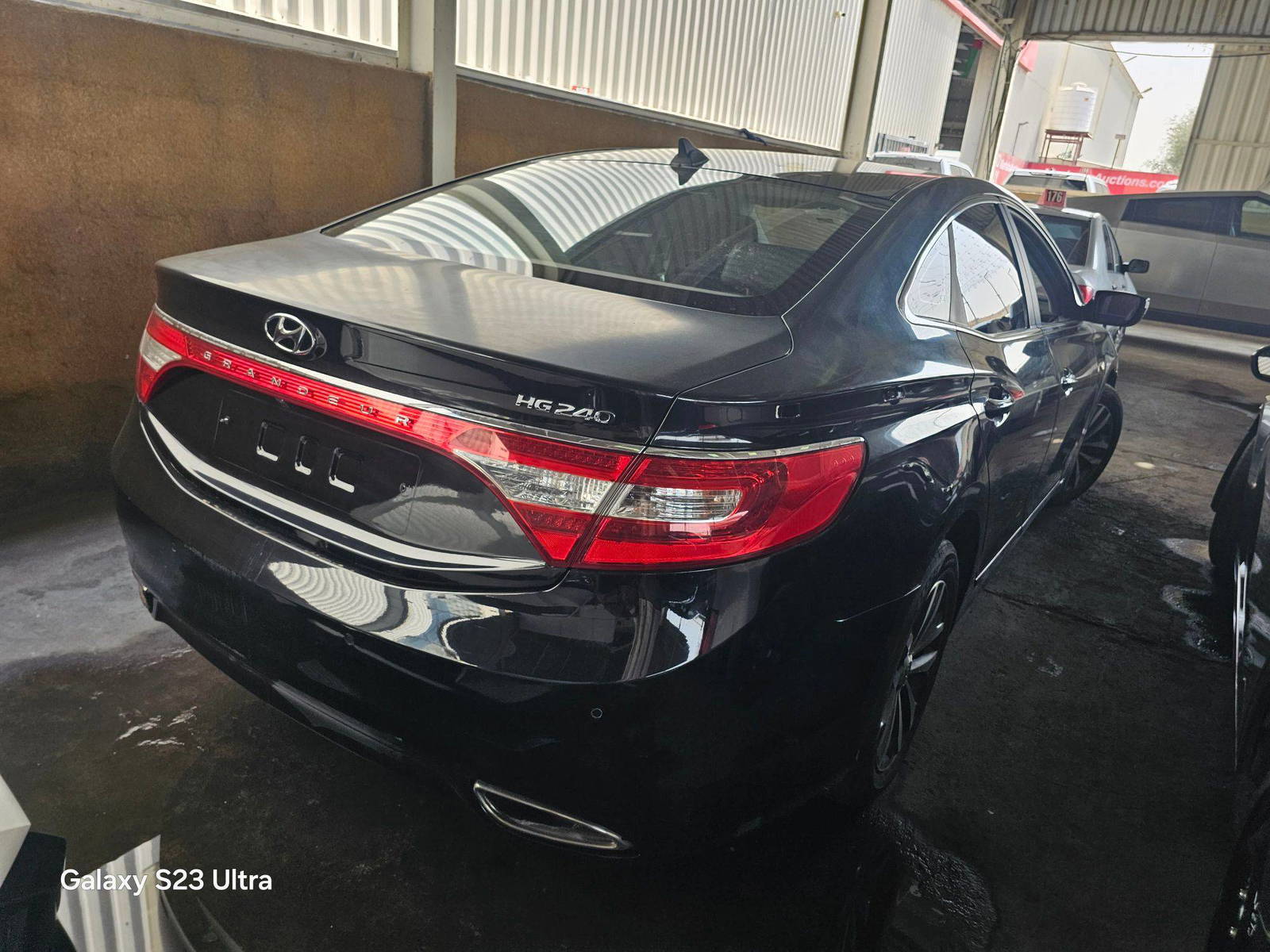 2011 HYUNDAI GRANDEUR — 267772 KM — Lot BBA063899 — Main - Marhaba Auctions Used Cars - Image 5
