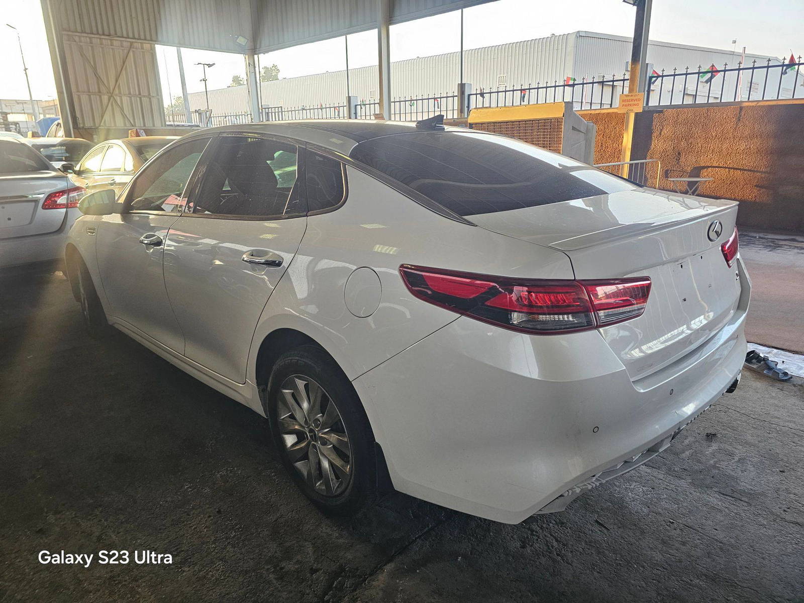2018 KIA OPTIMA — 97533 Miles — Lot 43022137 — Main - Marhaba Auctions Used Cars - Image 6