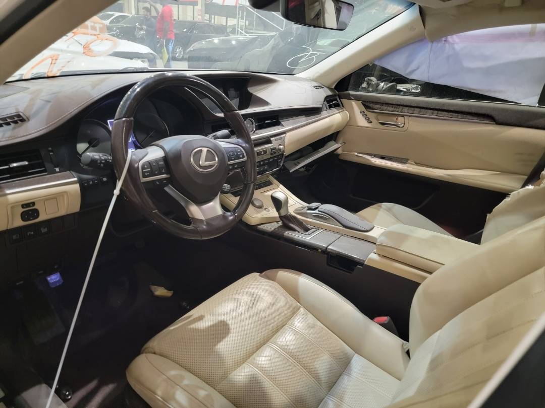 2016 LEXUS ES 350 — 82556 Miles — Lot G2241751 — Main - Marhaba Auctions Used Cars - Image 6