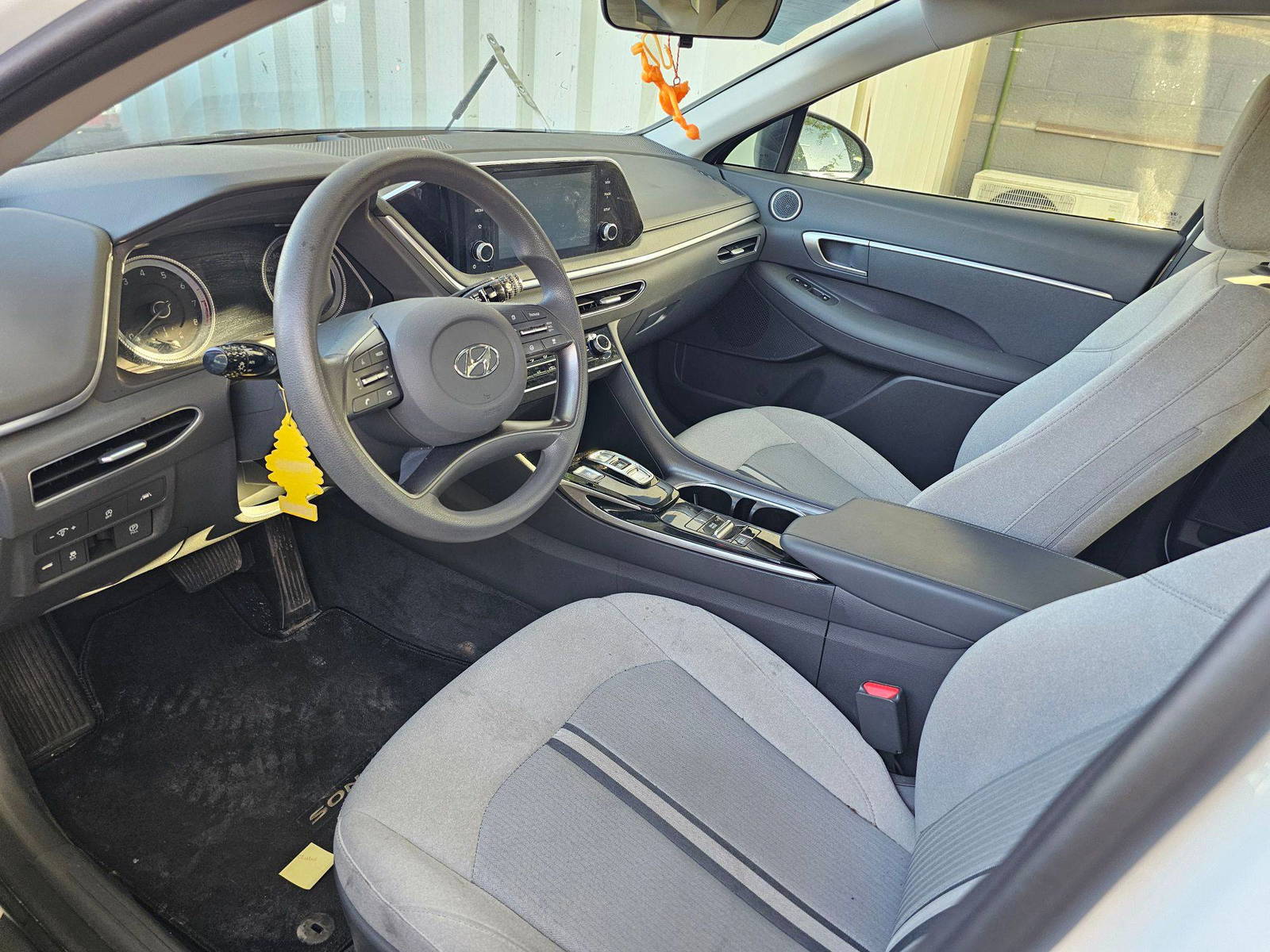 HYUNDAI SONATA 2021 - Marhaba Auction Used Cars - Image 8