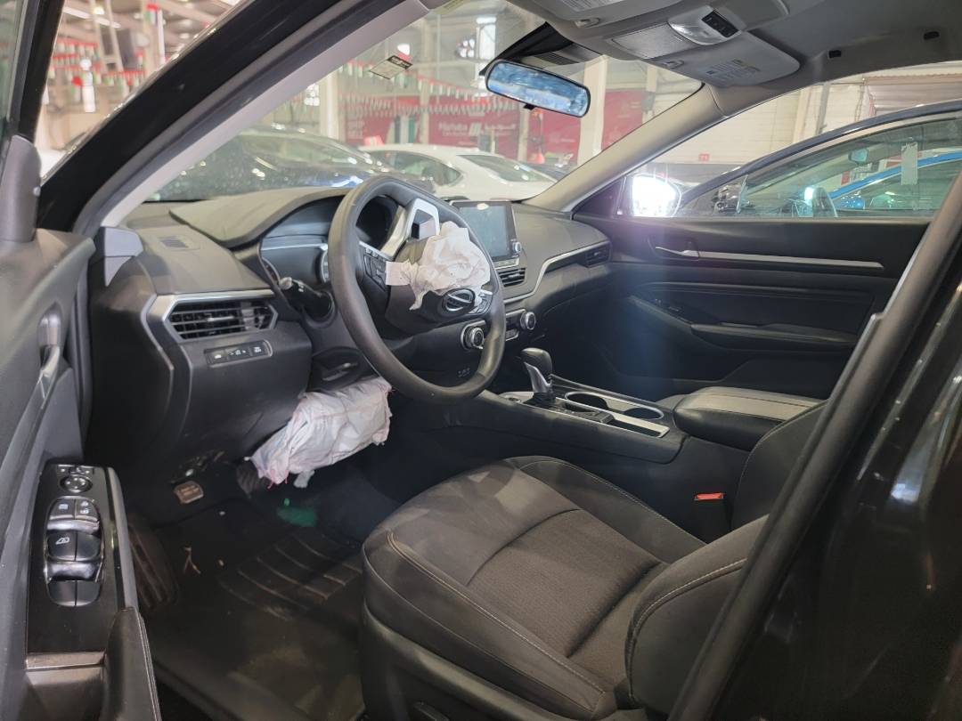 2021 NISSAN ALTIMA — 54975 Miles — Lot 365250 — Main - Marhaba Auctions Used Cars - Image 6