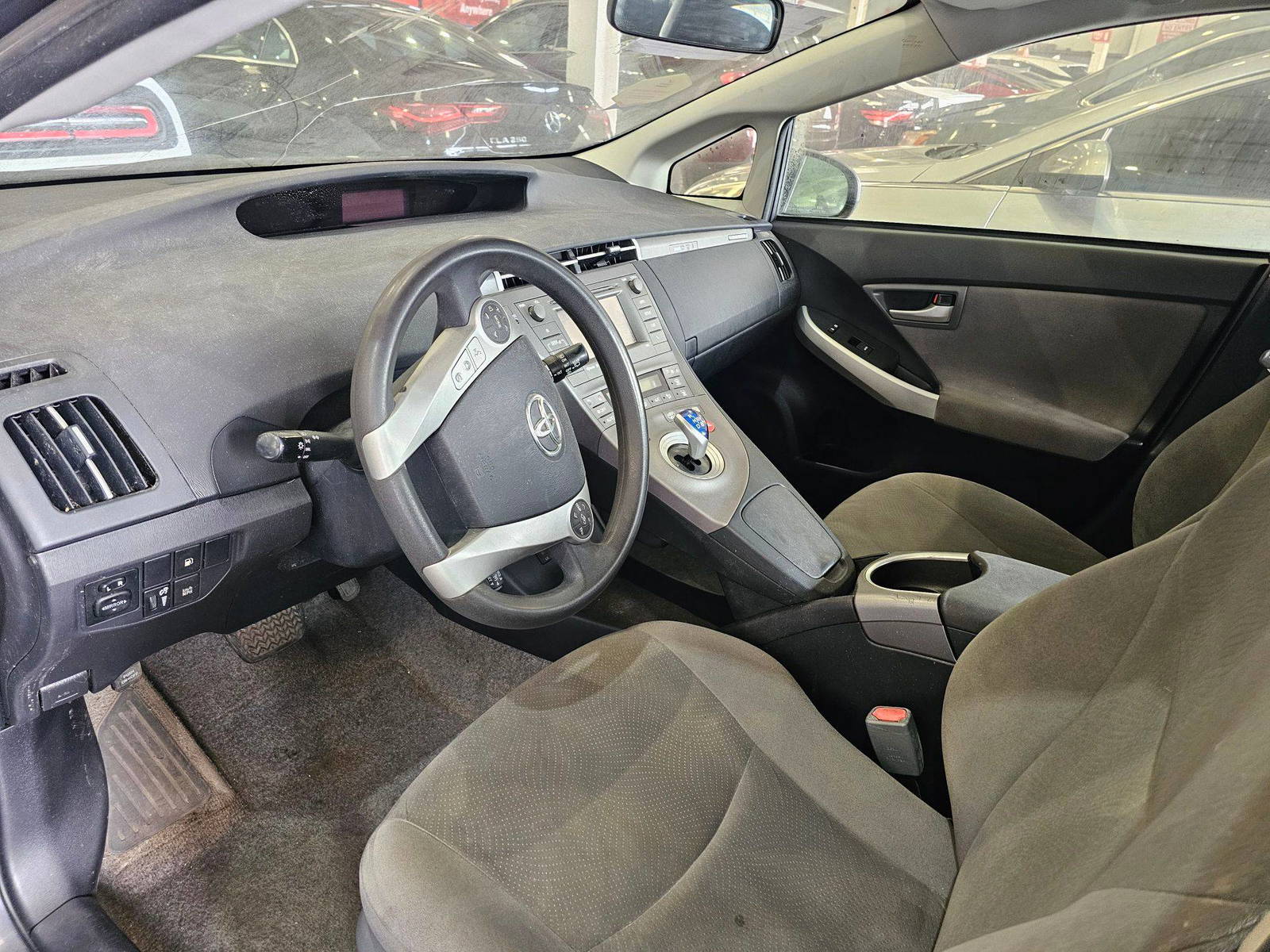 TOYOTA PRIUS 2015 - Marhaba Auction Used Cars - Image 8