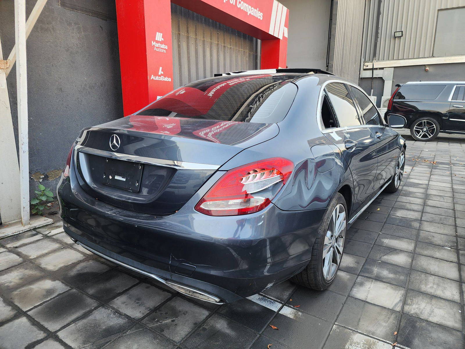 2015 MERCEDES BENZ C300 — 140020 Miles — Lot JB6FU045663 — Souq - Marhaba Auctions Used Cars - Image 5