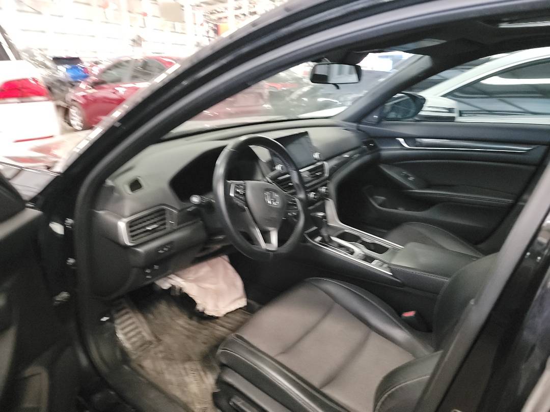 2018 HONDA ACCORD — 115878 KM — Lot JA805960 — Main - Marhaba Auctions Used Cars - Image 6