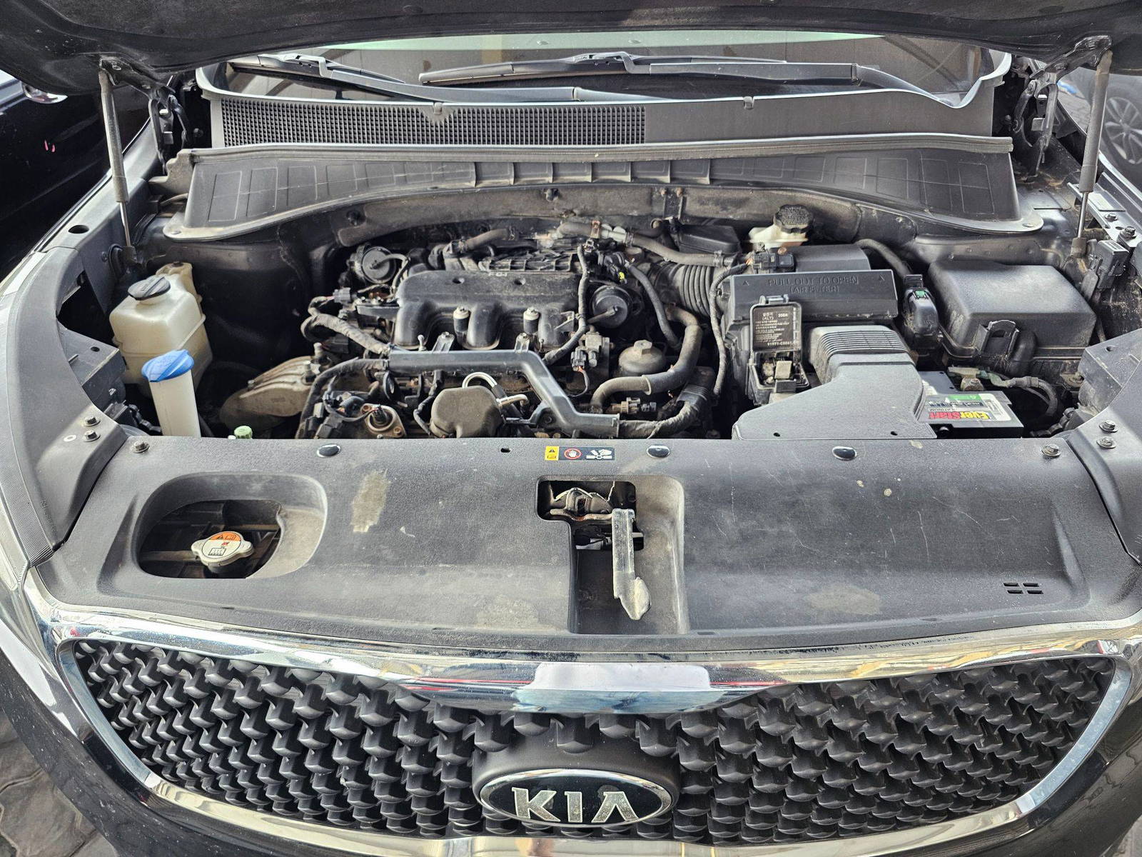 2017 KIA SORENTO — 215013 Miles — Lot G326559 — Souq - Marhaba Auctions Used Cars - Image 11