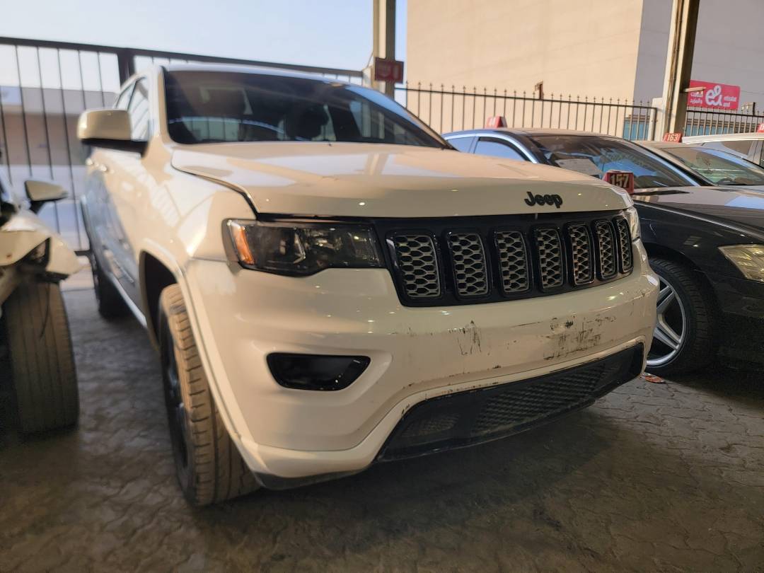 2018 JEEP GRAND CHEROKEE LAREDO — 125654 Miles — Lot JC123035 — Main - Marhaba Auctions Used Cars - Image 5