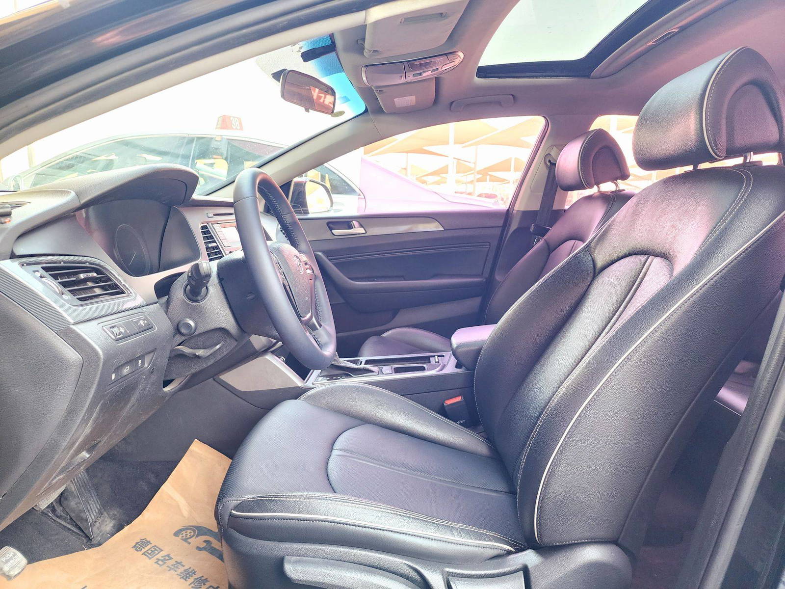 2018 HYUNDAI SONATA — 99451 Miles — Lot B4JY004579 — Souq - Marhaba Auctions Used Cars - Image 9