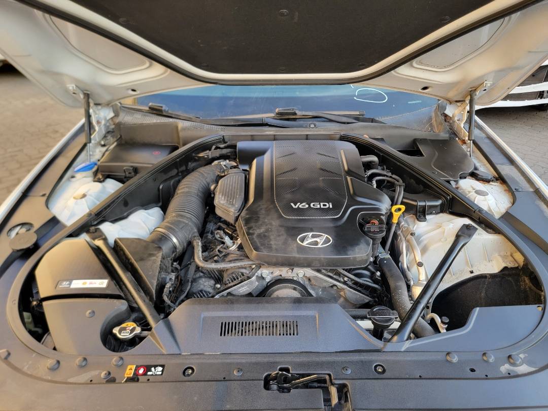2015 HYUNDAI GENESIS — 138302 Miles — Lot 031183 — Main - Marhaba Auctions Used Cars - Image 12
