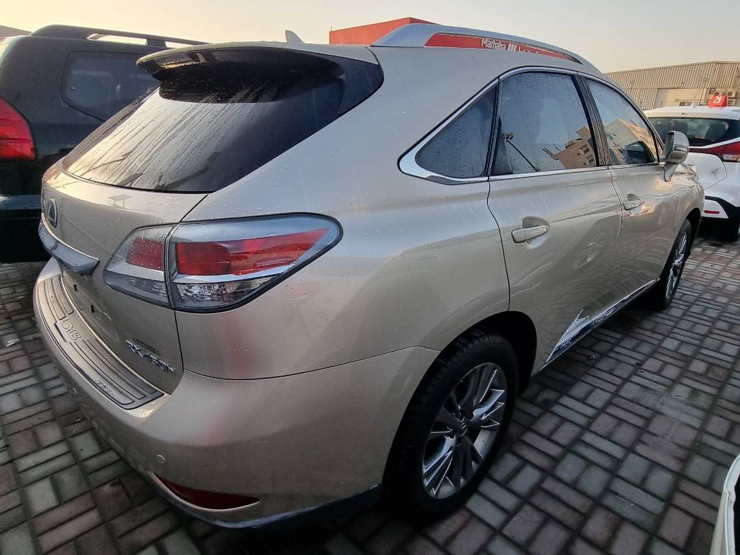 2013 LEXUS RX 450H — 95307 Miles — Lot 125487 — Ind. 12 - Marhaba Auctions Used Cars - Image 4