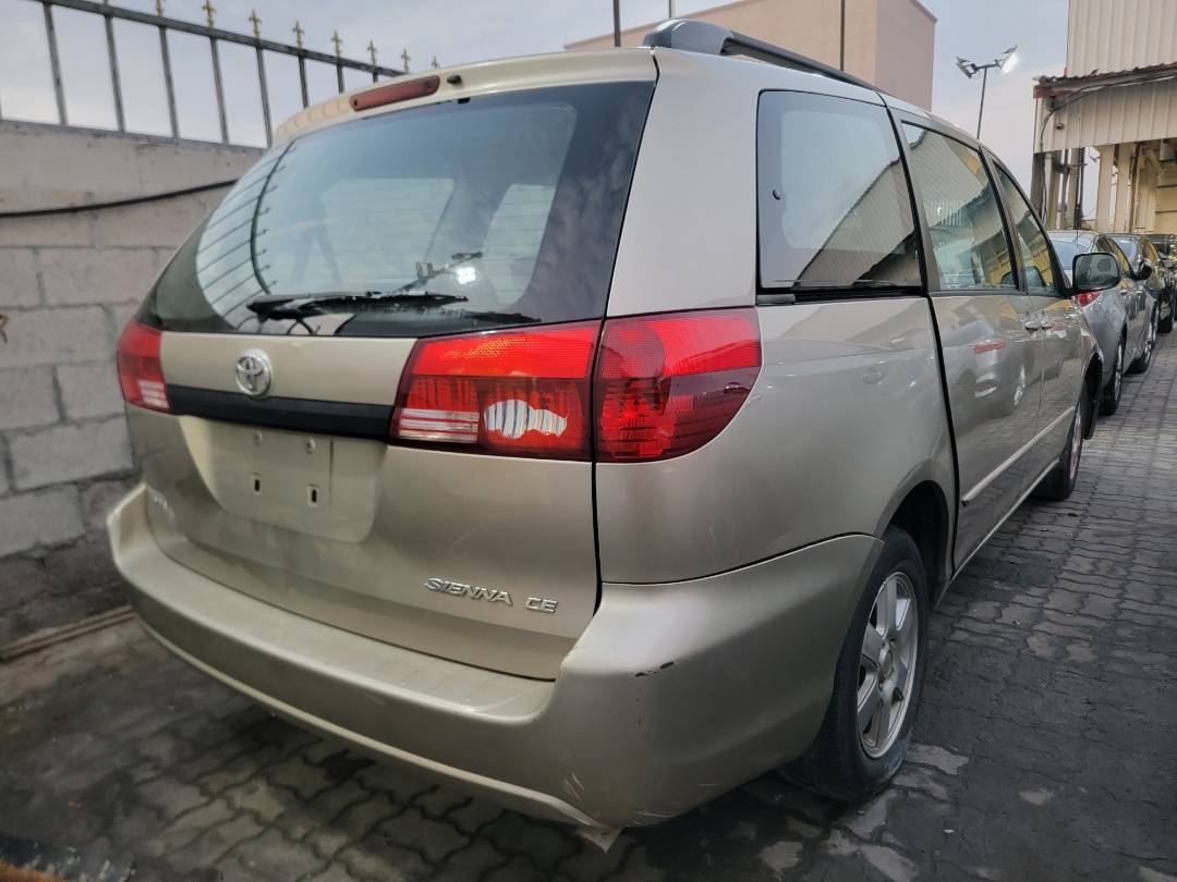 2005 TOYOTA SIENNA — 194169 Miles — Lot 38064332 - Marhaba Auctions Used Cars - Image 3