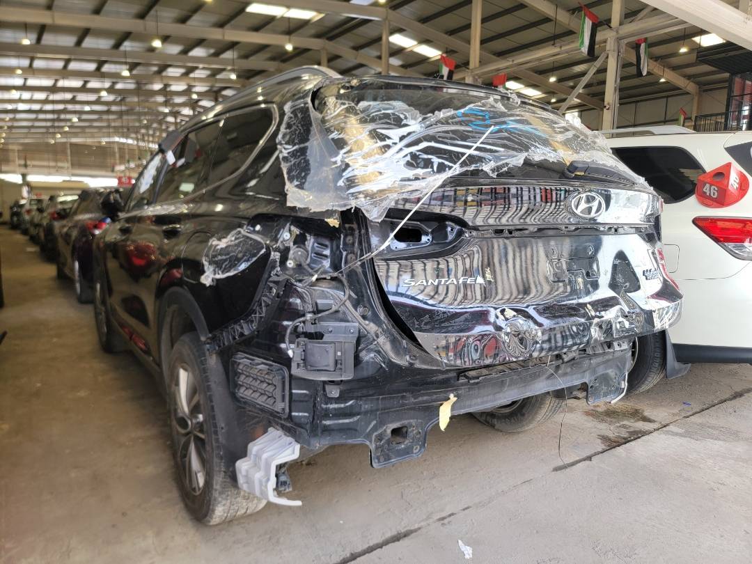 2019 HYUNDAI SANTA FE — 144516 Miles — Lot H029678 — Main - Marhaba Auctions Used Cars - Image 3