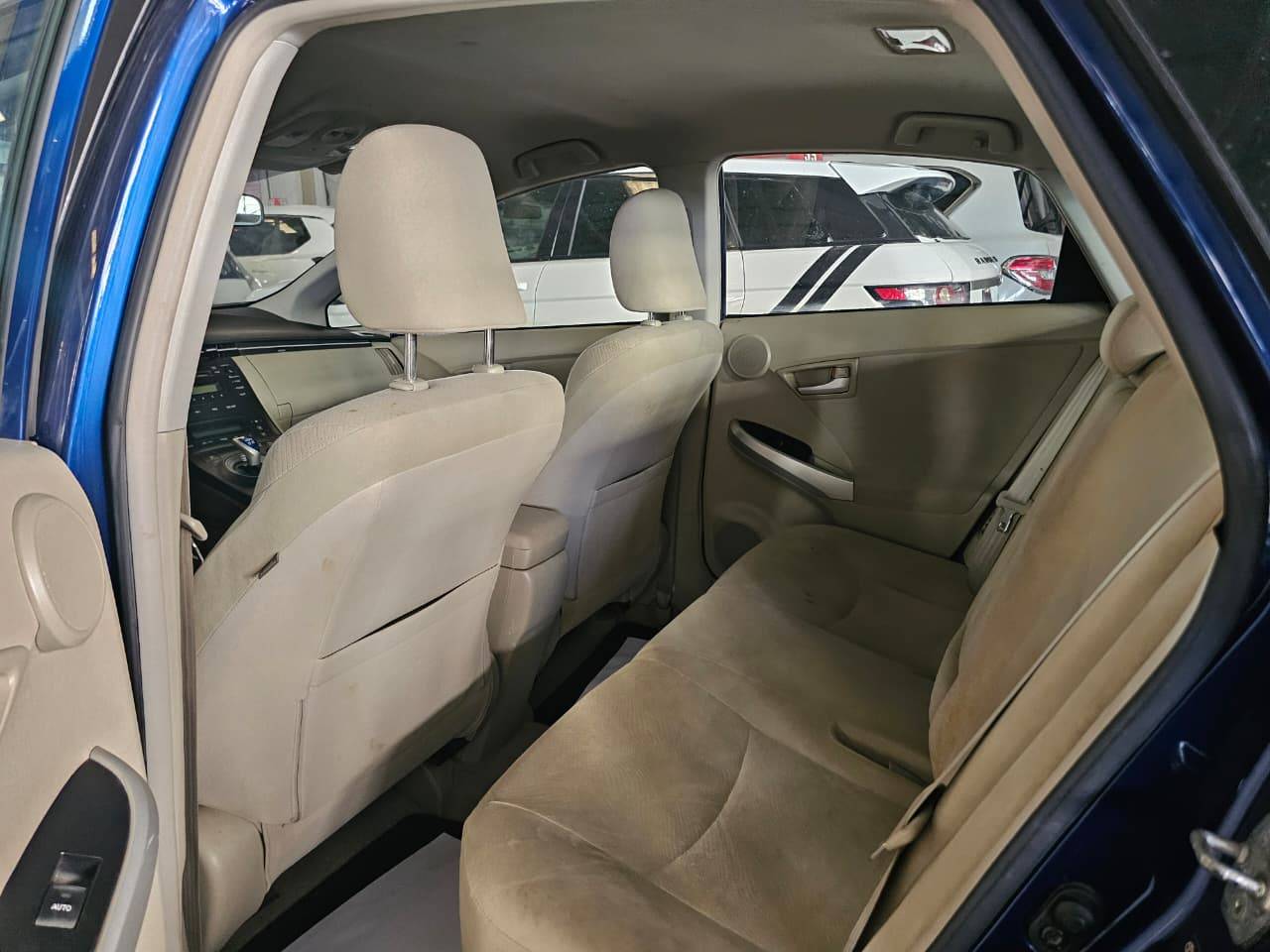 2010 TOYOTA PRIUS — 175634 Miles — Lot N3DU0A0083214 — Main - Marhaba Auctions Used Cars - Image 7