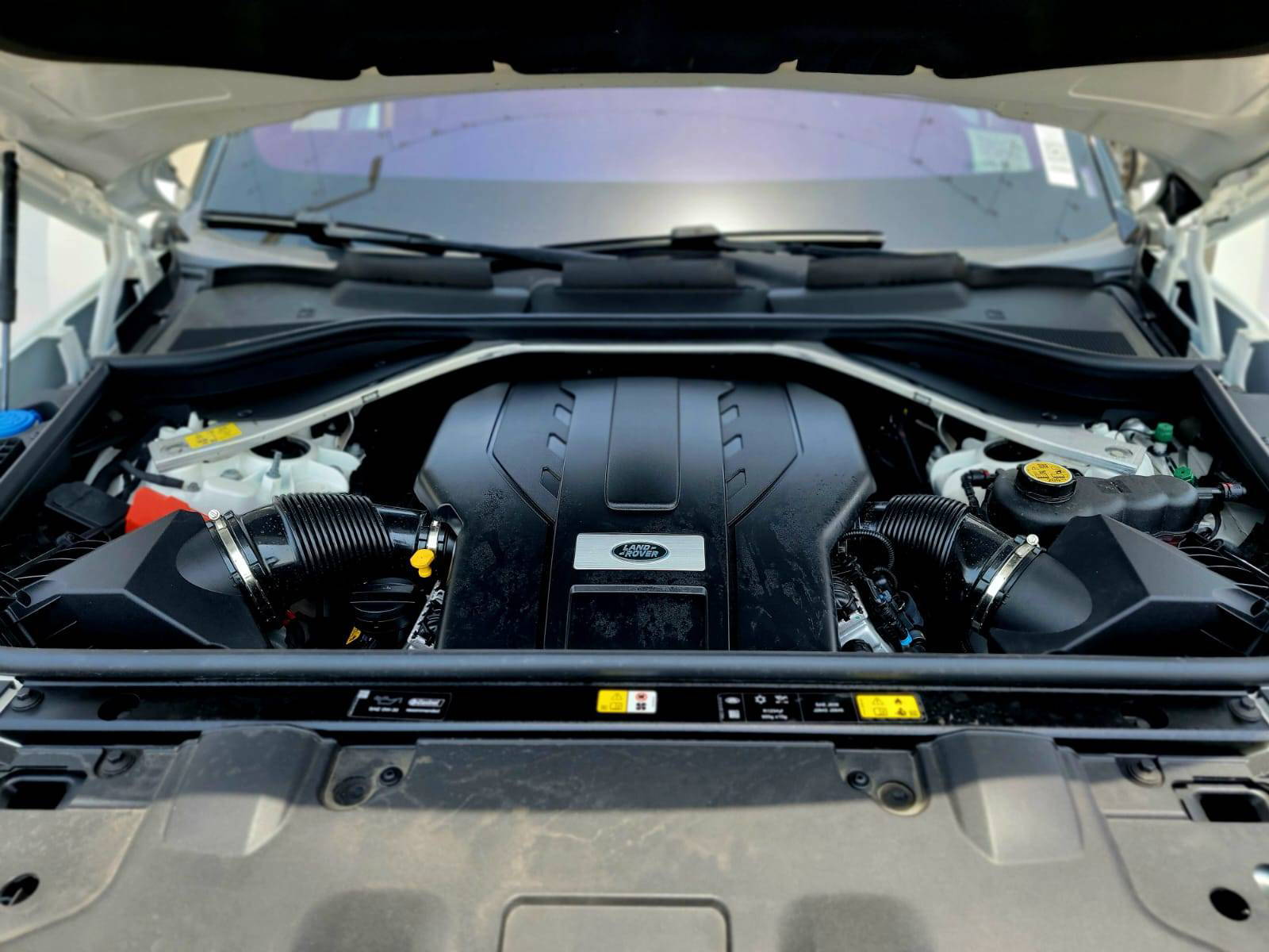 LAND ROVER RANGE ROVER VOGUE AUTOBIOGRAPHY 2023 - Marhaba Auction Used Cars - Image 16