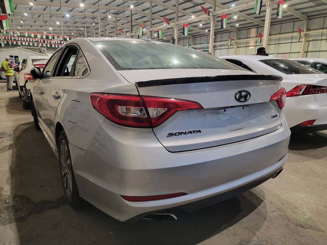 2015 HYUNDAI SONATA — 85471 Miles — Lot 76248334 — Main - Marhaba Auctions Used Cars - Image 3