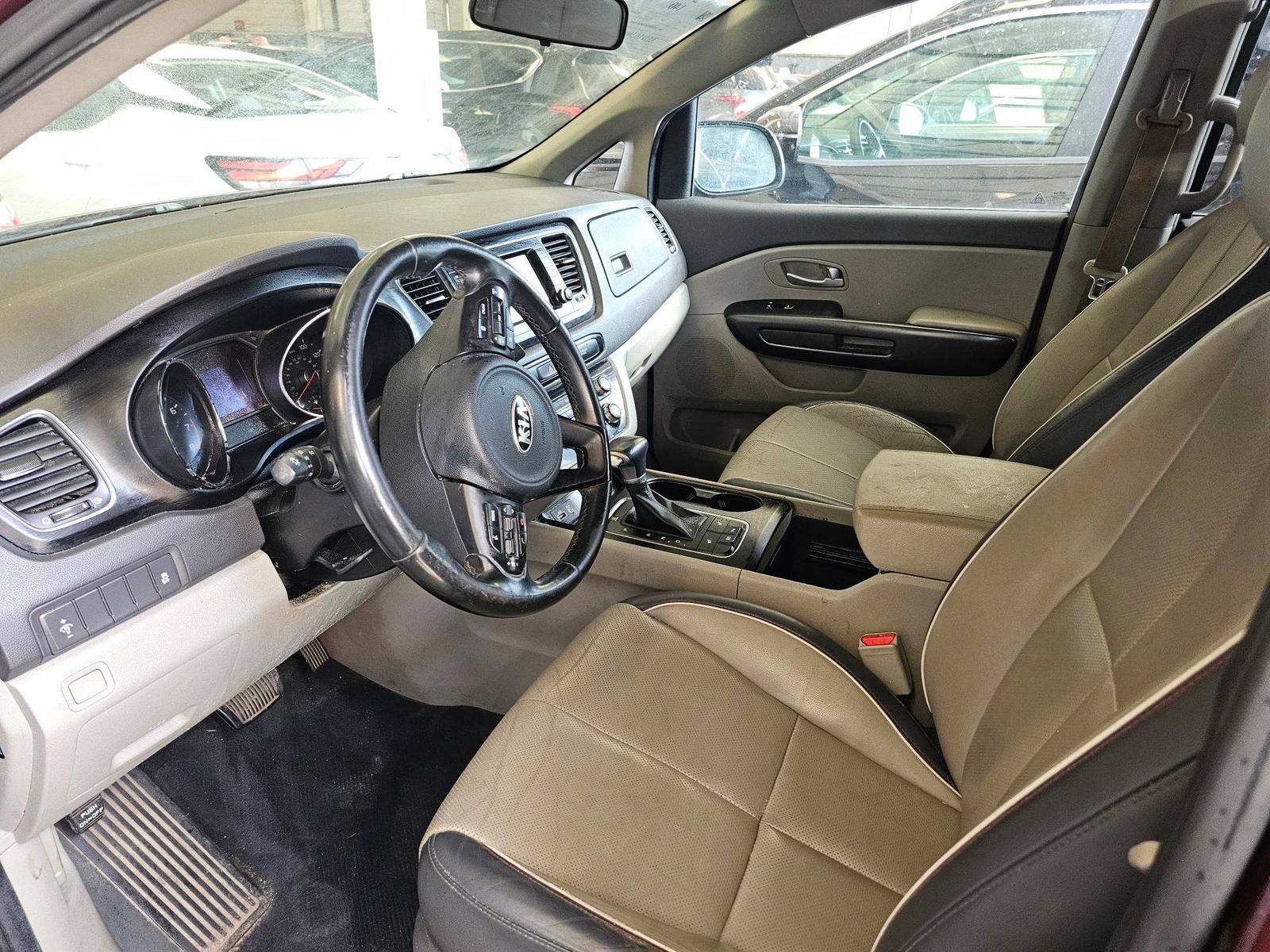 KIA SEDONA 2017 - Marhaba Auction Used Cars - Image 8