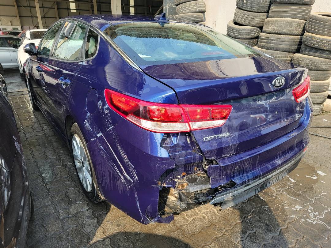 2018 KIA OPTIMA — 164105 Miles — Lot 31JG272348 — Main - Marhaba Auctions Used Cars - Image 4