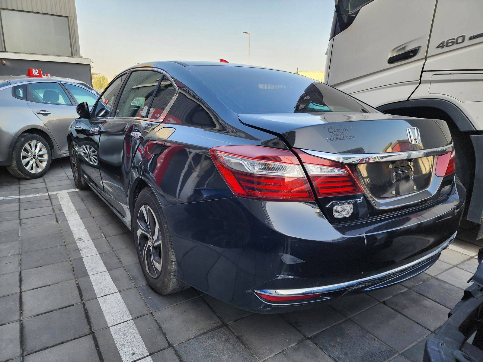 2016 HONDA ACCORD — 176584 Miles — Lot 018721 — Main - Marhaba Auctions Used Cars - Image 5