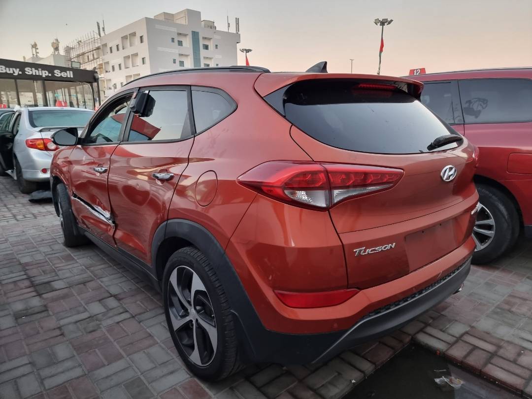 2016 HYUNDAI TUCSON — 142652 Miles — Lot 36887054 — Souq - Marhaba Auctions Used Cars - Image 4