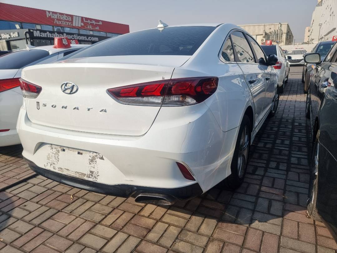 2018 HYUNDAI SONATA — 95543 Miles — Lot 712292 — Ind. 12 - Marhaba Auctions Used Cars - Image 4