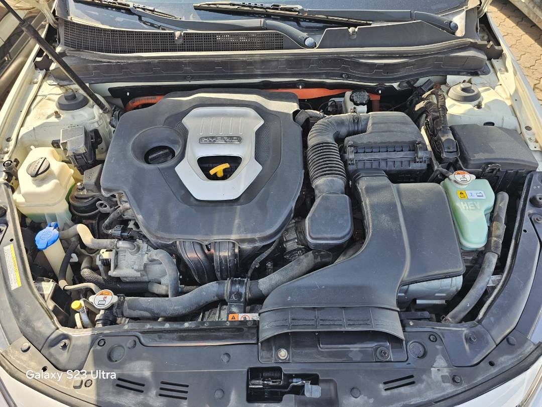 2013 KIA K5 — 133051 KM — Lot 015745 — Souq - Marhaba Auctions Used Cars - Image 10