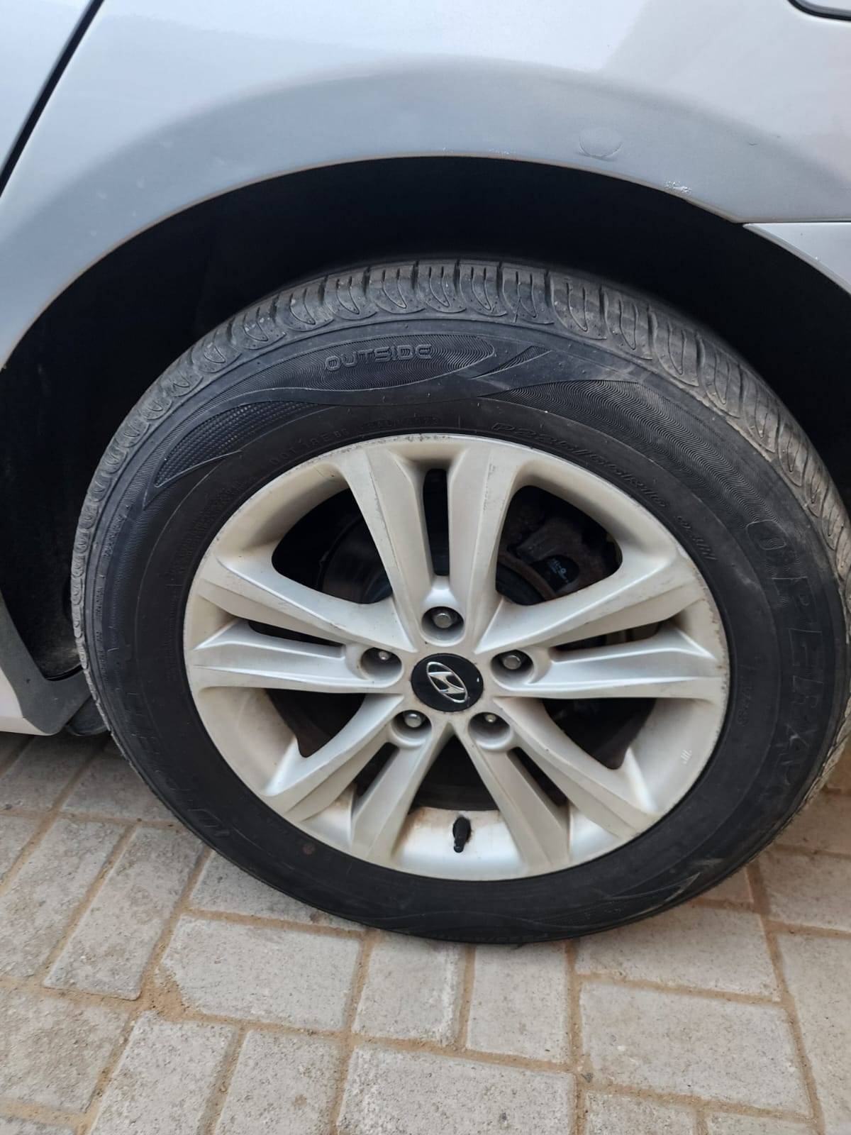 HYUNDAI SONATA 2011 - Marhaba Auction Used Cars - Image 6