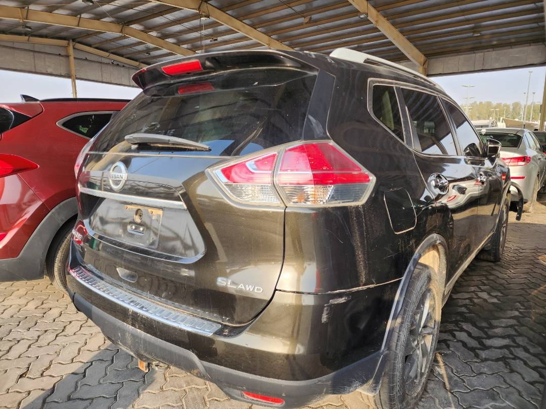 2015 NISSAN ROGUE — 284120 Miles — Lot 38792372 — Souq - Marhaba Auctions Used Cars - Image 12