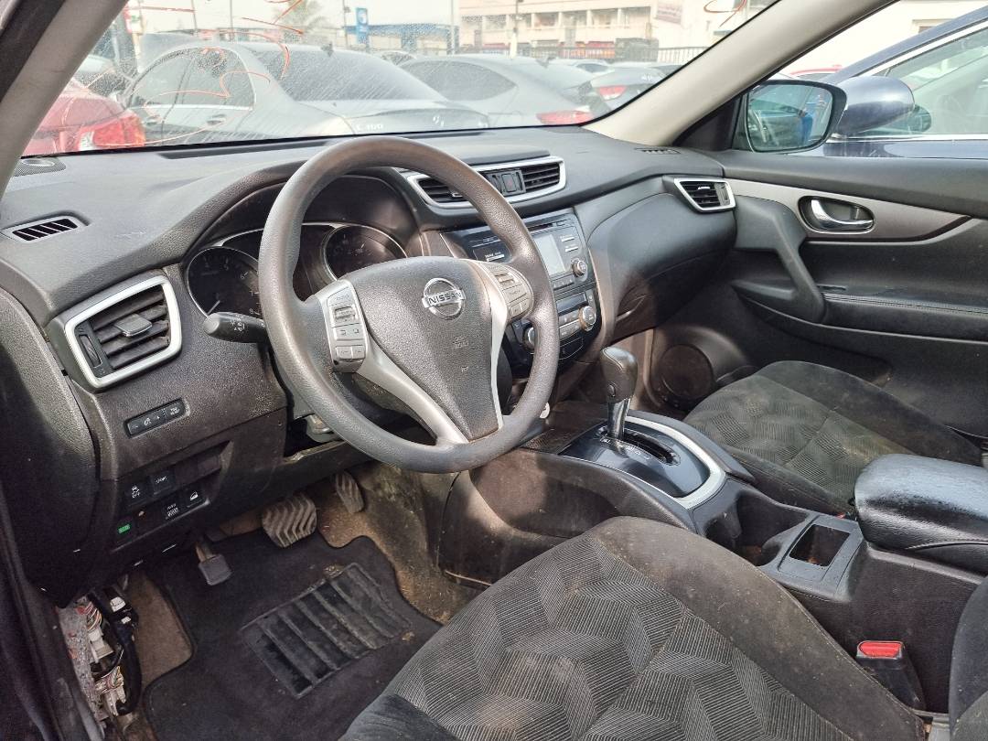 2015 NISSAN ROGUE — 140846 Miles — Lot 909175 — Souq - Marhaba Auctions Used Cars - Image 6