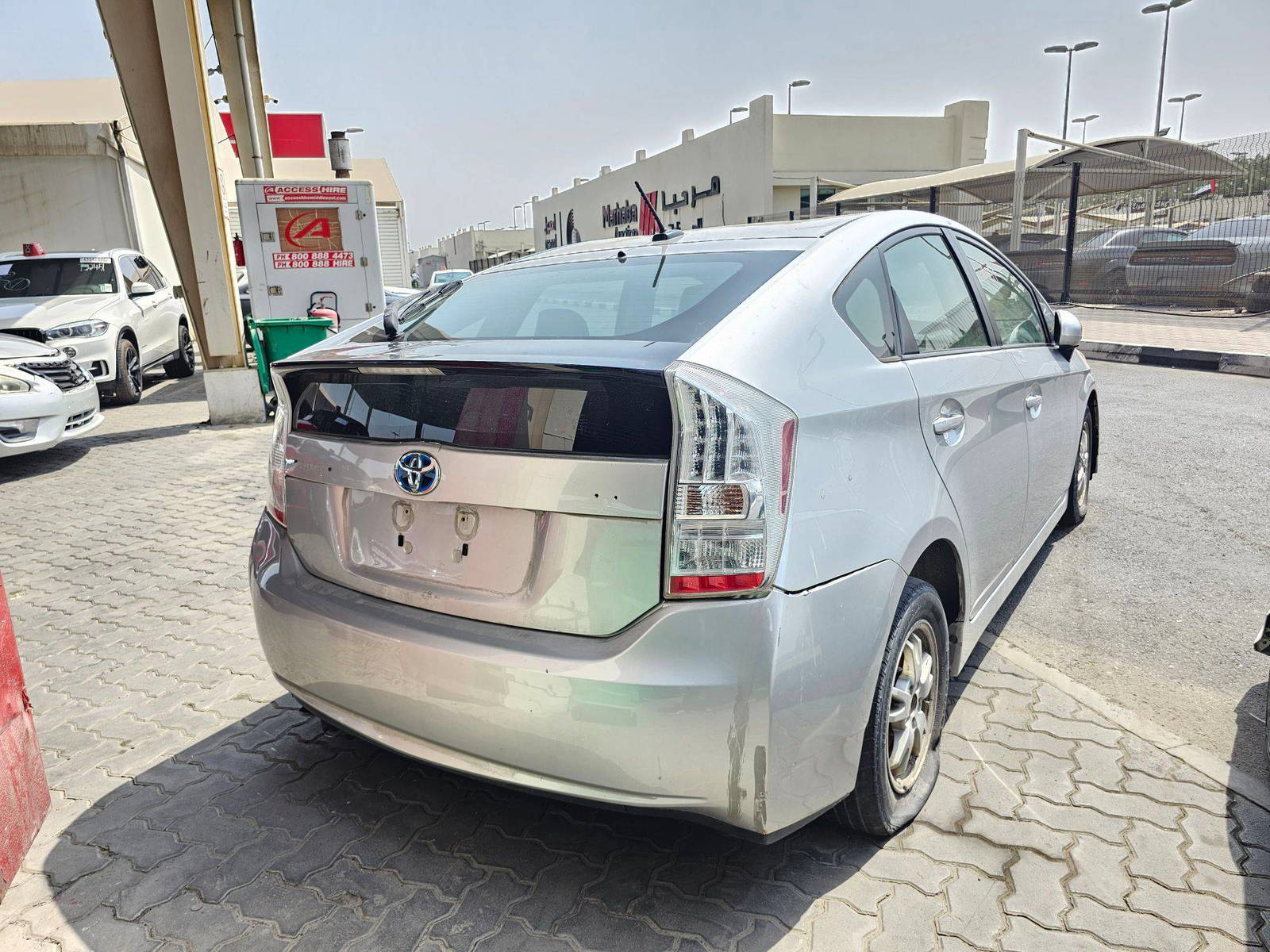 2011 TOYOTA PRIUS — 239423 Miles — Lot U8B5315319 — Souq - Marhaba Auctions Used Cars - Image 4