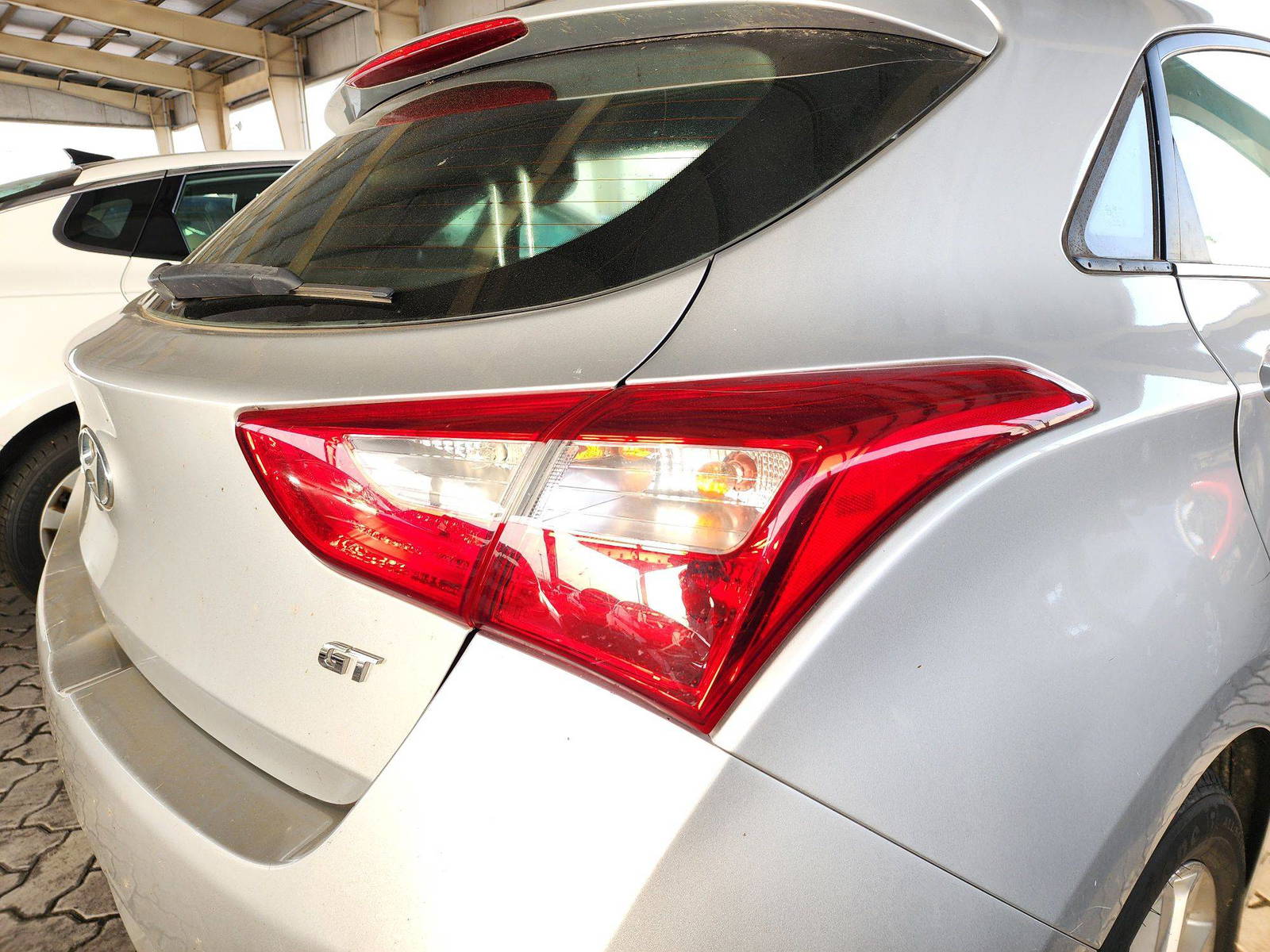 2013 HYUNDAI ELANTRA GT — 155401 Miles — Lot 1238400 — Souq - Marhaba Auctions Used Cars - Image 11