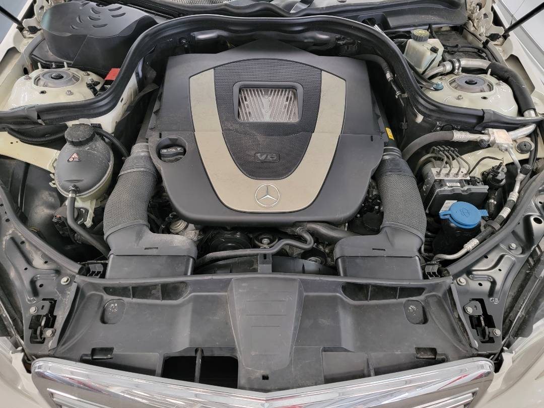 2011 MERCEDES BENZ E 350 — 170866 Miles — Lot A466126 - Marhaba Auctions Used Cars - Image 11