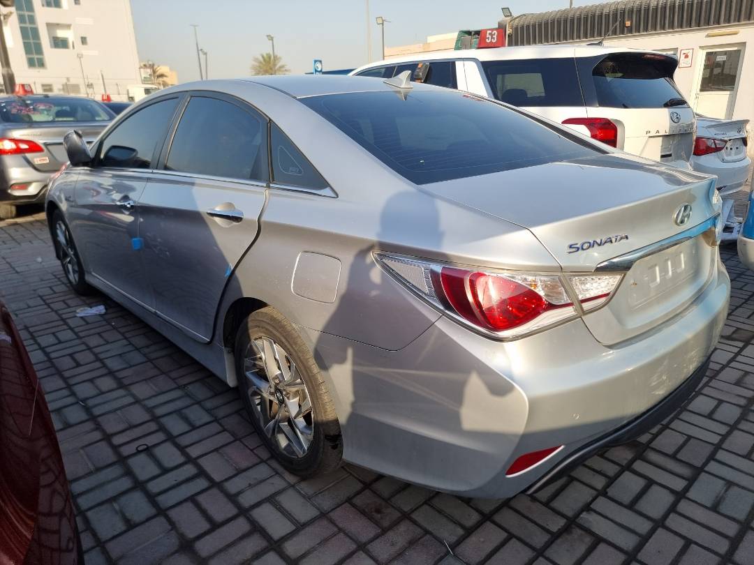 2014 HYUNDAI SONATA — 158338 KM — Lot 215487 — Ind. 12 - Marhaba Auctions Used Cars - Image 5