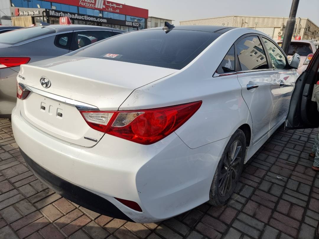 2014 HYUNDAI SONATA — 187533 Miles — Lot 124587 — Ind. 12 - Marhaba Auctions Used Cars - Image 5