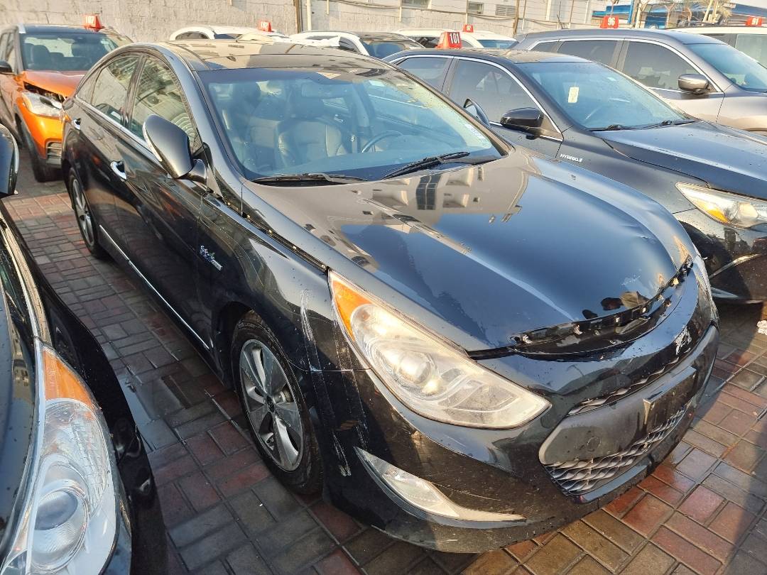 2012 HYUNDAI SONATA — 132901 Miles — Lot A028509 — Ind. 12 - Marhaba Auctions Used Cars - Image 4