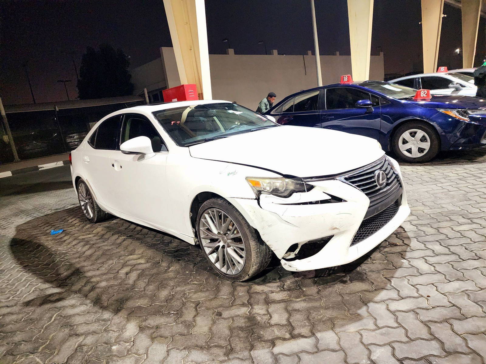 2014 LEXUS IS 250 — 138998 Miles — Lot 2XE5005082 — Souq - Marhaba Auctions Used Cars - Image 3