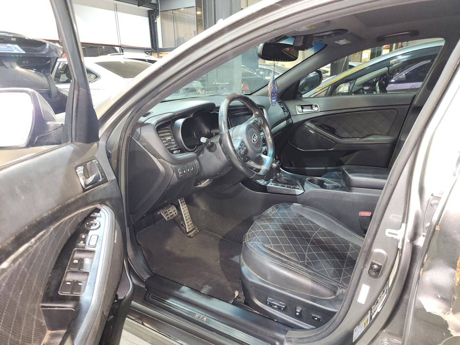 2015 KIA OPTIMA — 184118 Miles — Lot 59296644 — Al Quoz - Marhaba Auctions Used Cars - Image 9