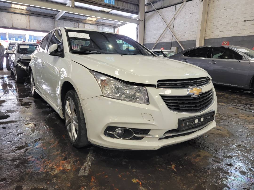 2013 CHEVROLET CRUIZE — 115740 KM — Lot 125008 — Main - Marhaba Auctions Used Cars - Image 4