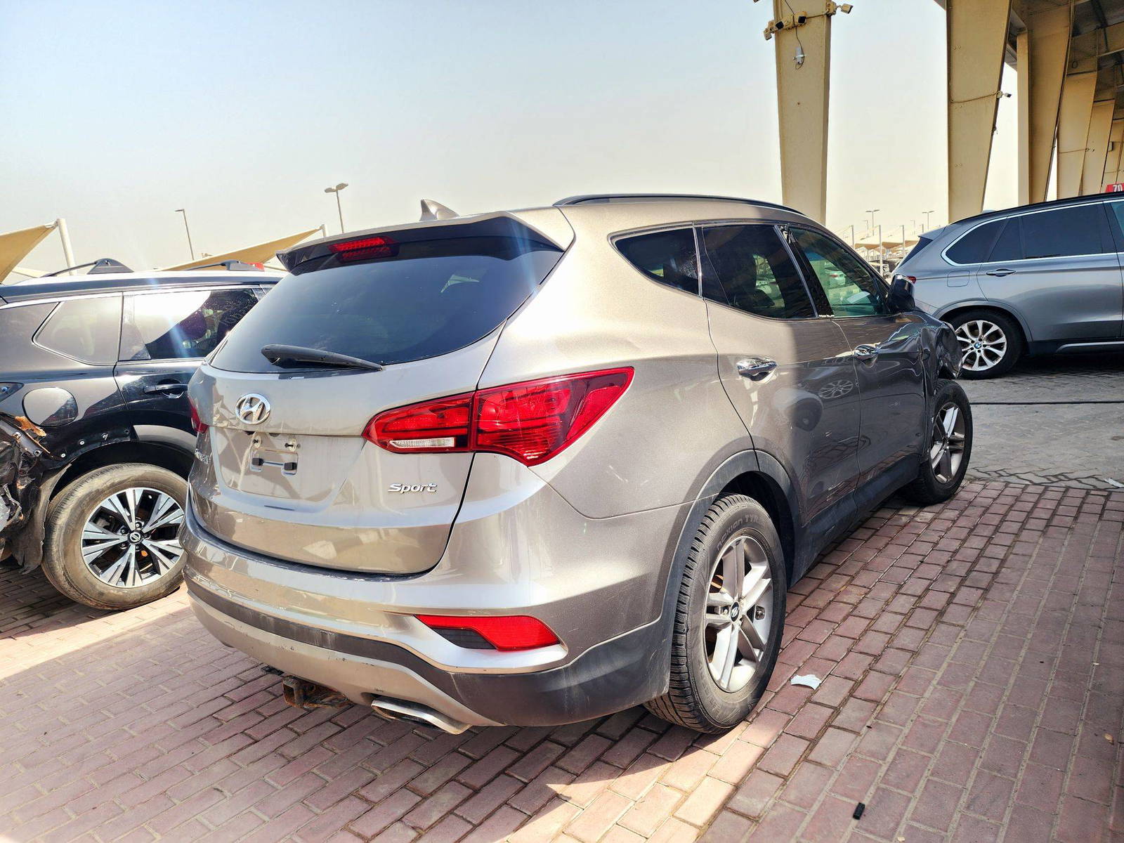 2018 HYUNDAI SANTA FE SPORT — 133140 Miles — Lot 62479974 — Souq - Marhaba Auctions Used Cars - Image 3
