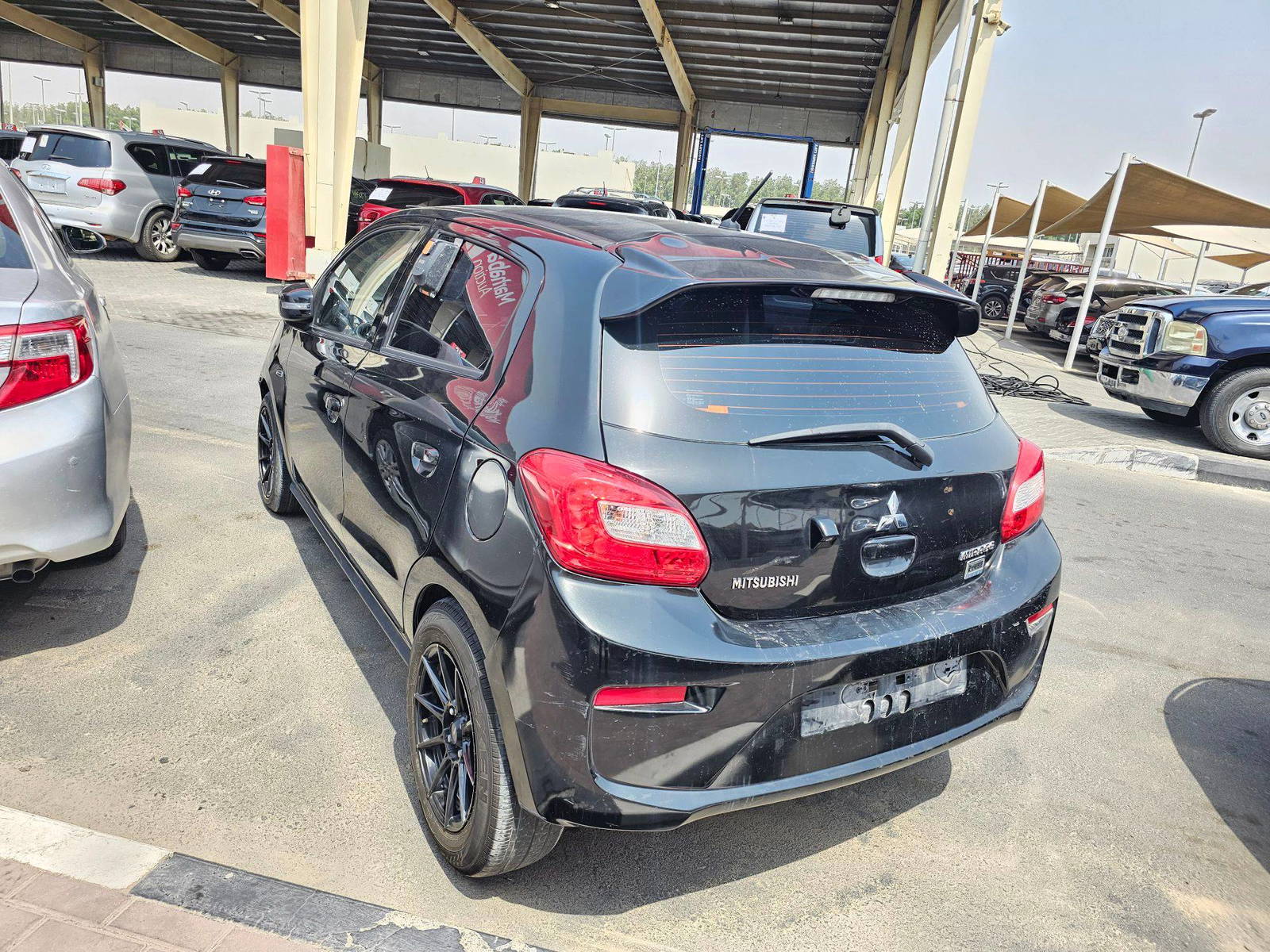 2018 MITSUBISHI MIRAGE — 112786 KM — Lot J2JH002208 — Souq - Marhaba Auctions Used Cars - Image 4