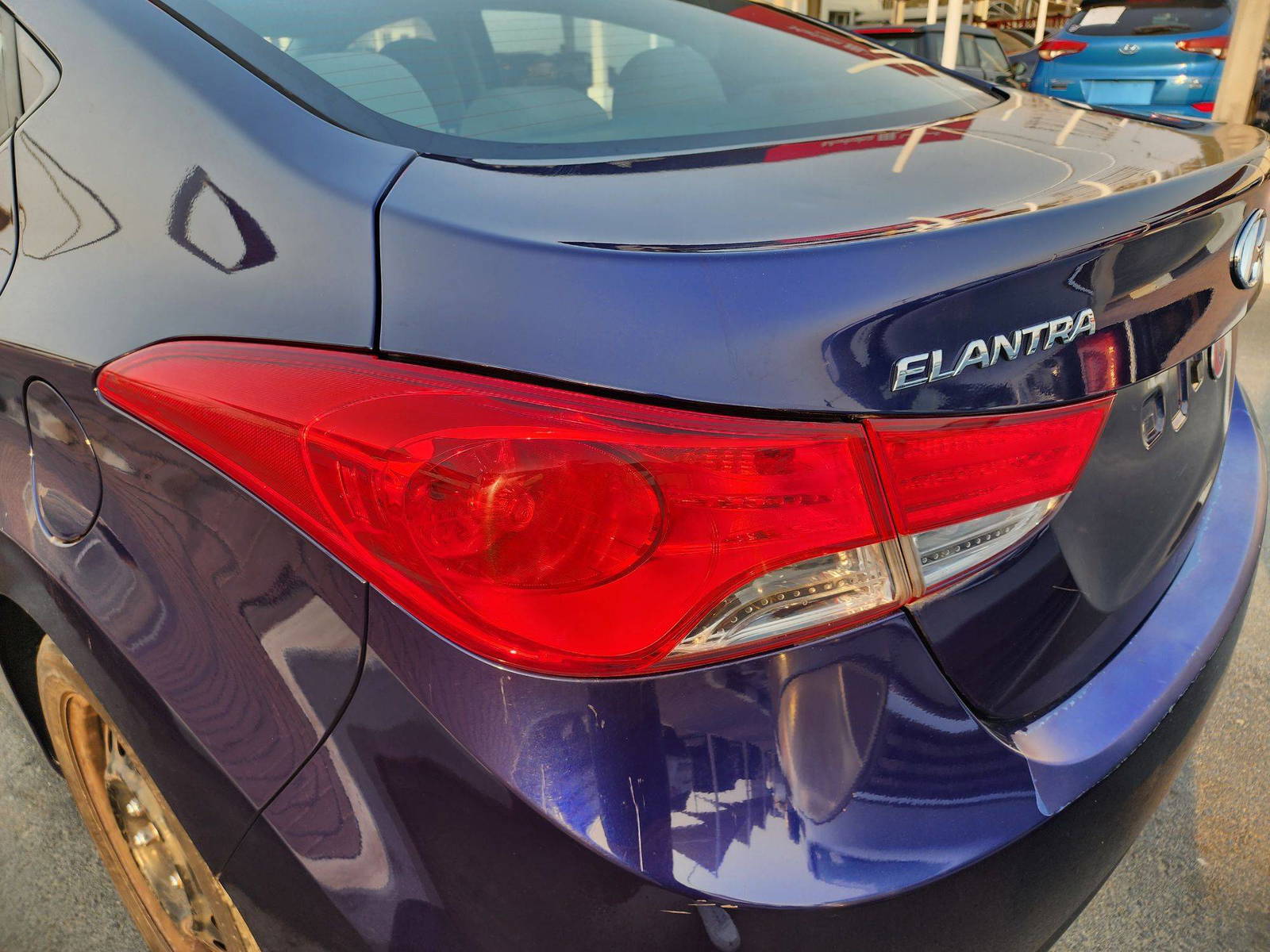2012 HYUNDAI ELANTRA — 120592 Miles — Lot 30178 — Souq - Marhaba Auctions Used Cars - Image 12