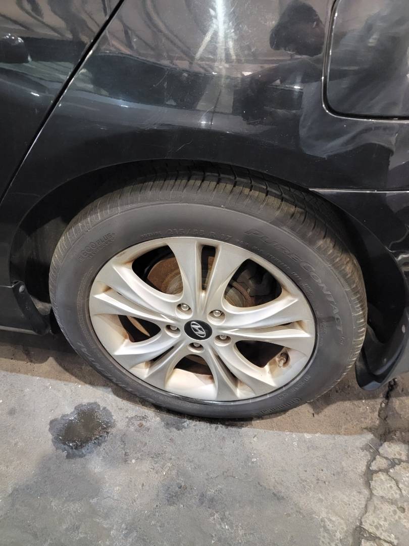 2013 HYUNDAI SONATA — 147836 Miles — Lot 39745084 — Main - Marhaba Auctions Used Cars - Image 9