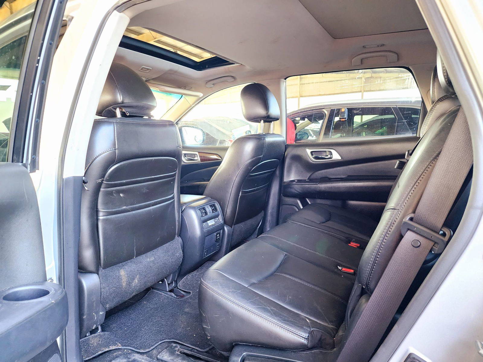 2013 NISSAN PATHFINDER — 158402 Miles — Lot 79490274 — Souq - Marhaba Auctions Used Cars - Image 6