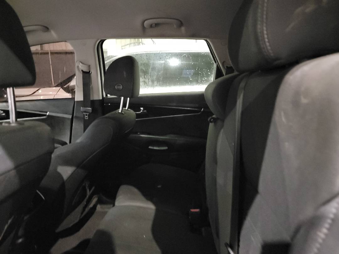 2019 KIA SORENTO — 77557 Miles — Lot 5KG563456 — Souq - Marhaba Auctions Used Cars - Image 8