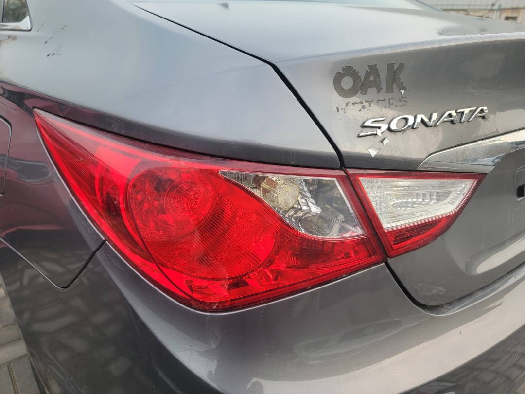 2011 HYUNDAI SONATA — 196409 Miles — Lot 37884174 - Marhaba Auctions Used Cars - Image 9