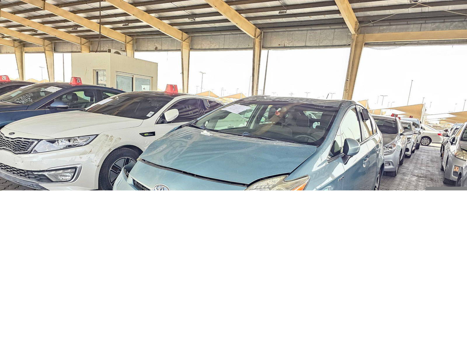 2015 TOYOTA PRIUS — 157478 Miles — Lot F1928743 — Main - Marhaba Auctions Used Cars - Image 5