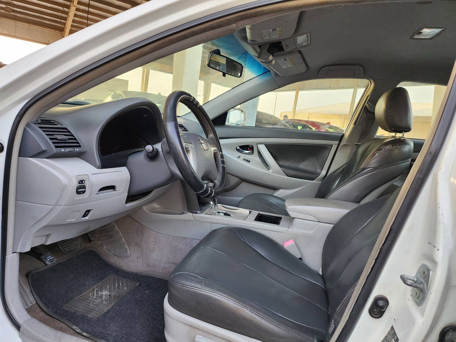 2010 TOYOTA CAMRY — 191154 Miles — Lot 102554 — Souq - Marhaba Auctions Used Cars - Image 8