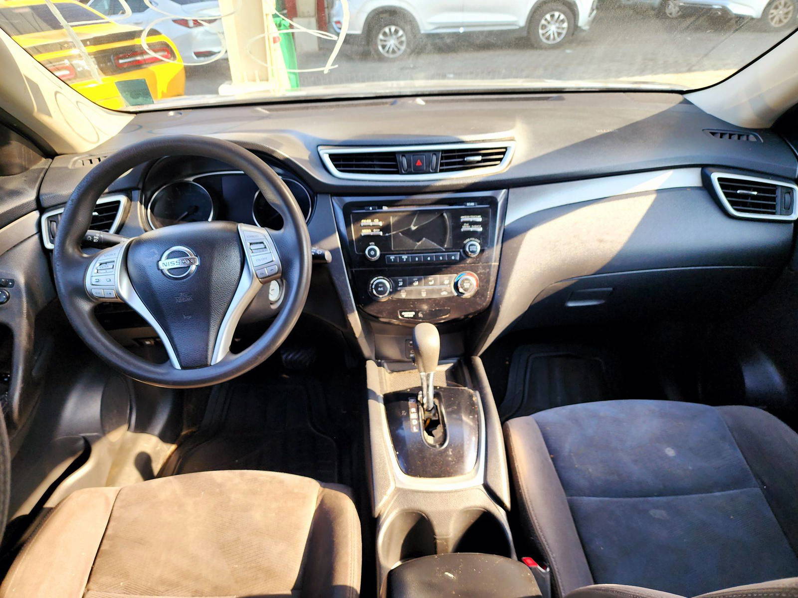 2015 NISSAN ROGUE — 187299 Miles — Lot 68281554 — Souq - Marhaba Auctions Used Cars - Image 7