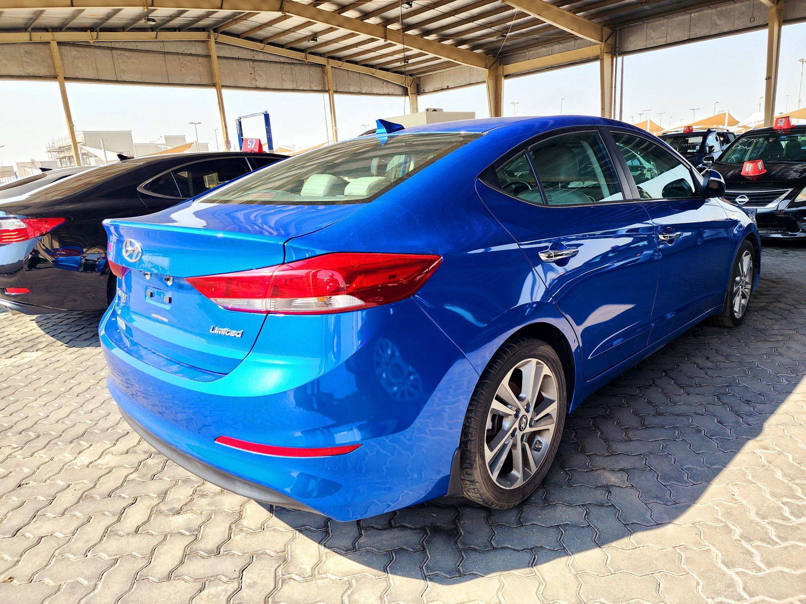 2017 HYUNDAI ELANTRA — 155022 Miles — Lot 3HU339465 — Souq - Marhaba Auctions Used Cars - Image 3